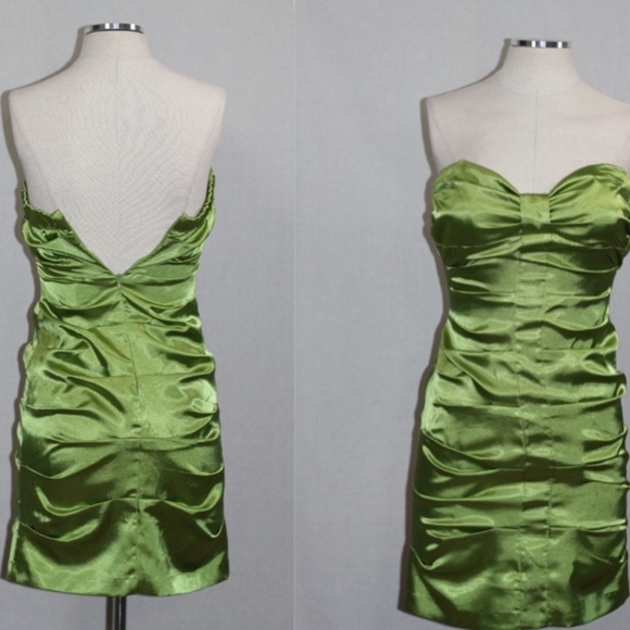 Speechless Green Halter Dress - Picture 12 of 13